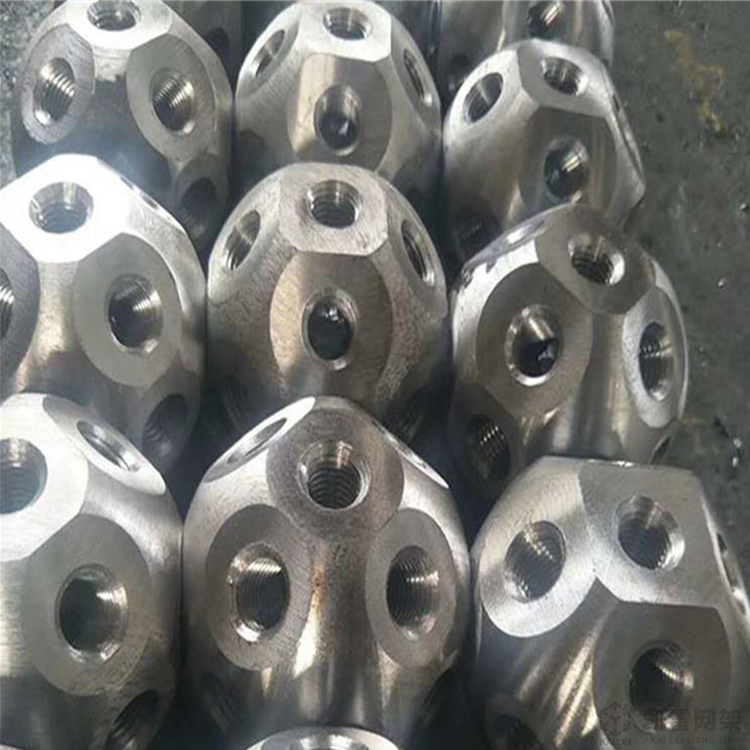 霍林郭勒螺栓球网架加工安装方法